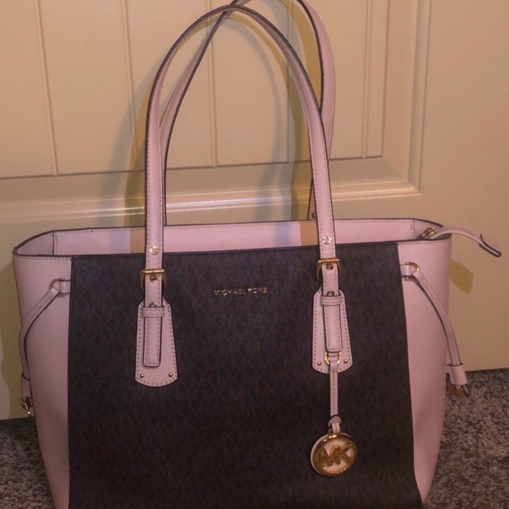 MK purse and wallet